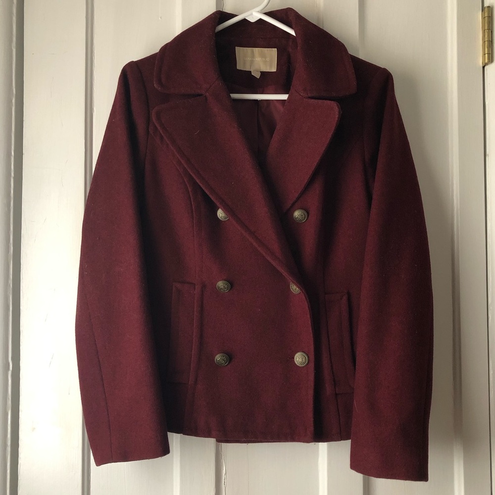 Banana republic short pea coat in burgundy